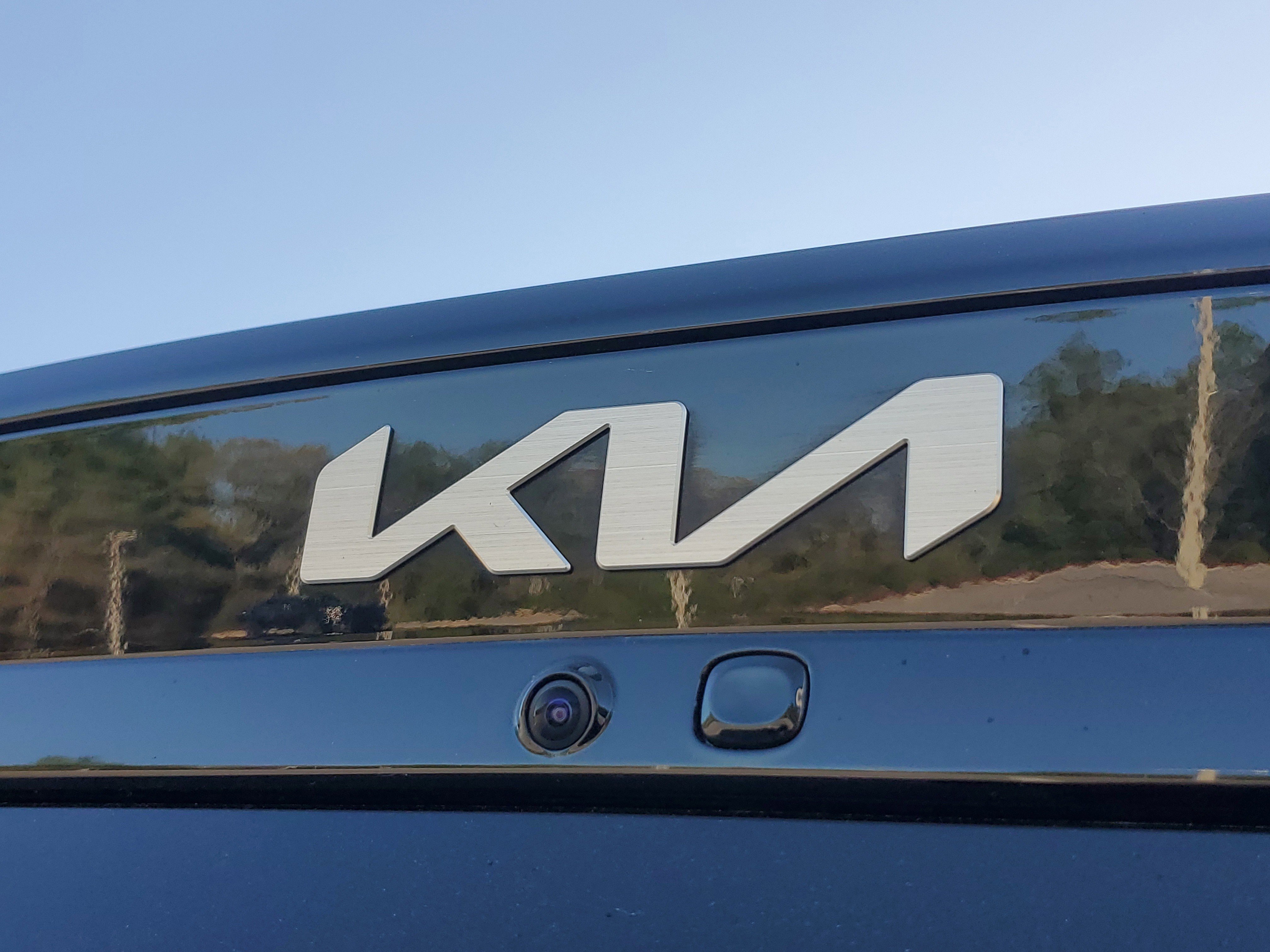 Used 2025 Kia K4 LX image 8