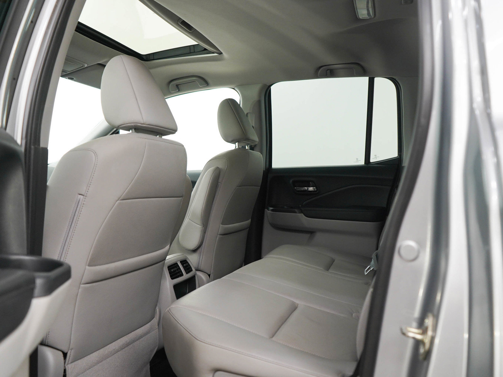 Used 2017 Honda Ridgeline RTL-E image 16