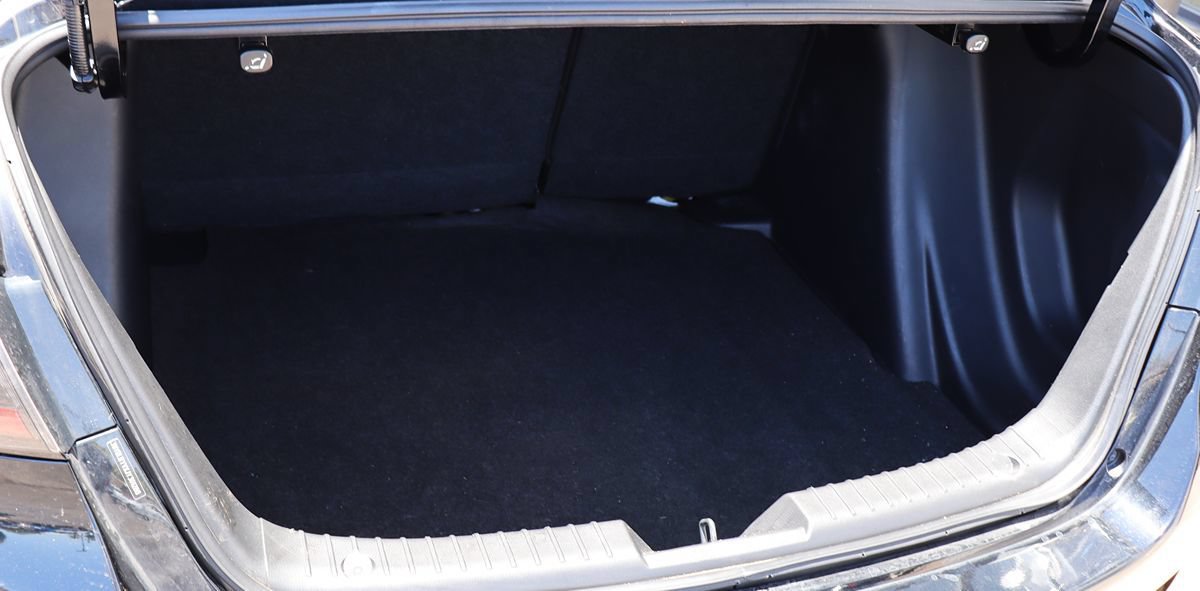 Used 2018 Toyota Yaris iA FWD image 25