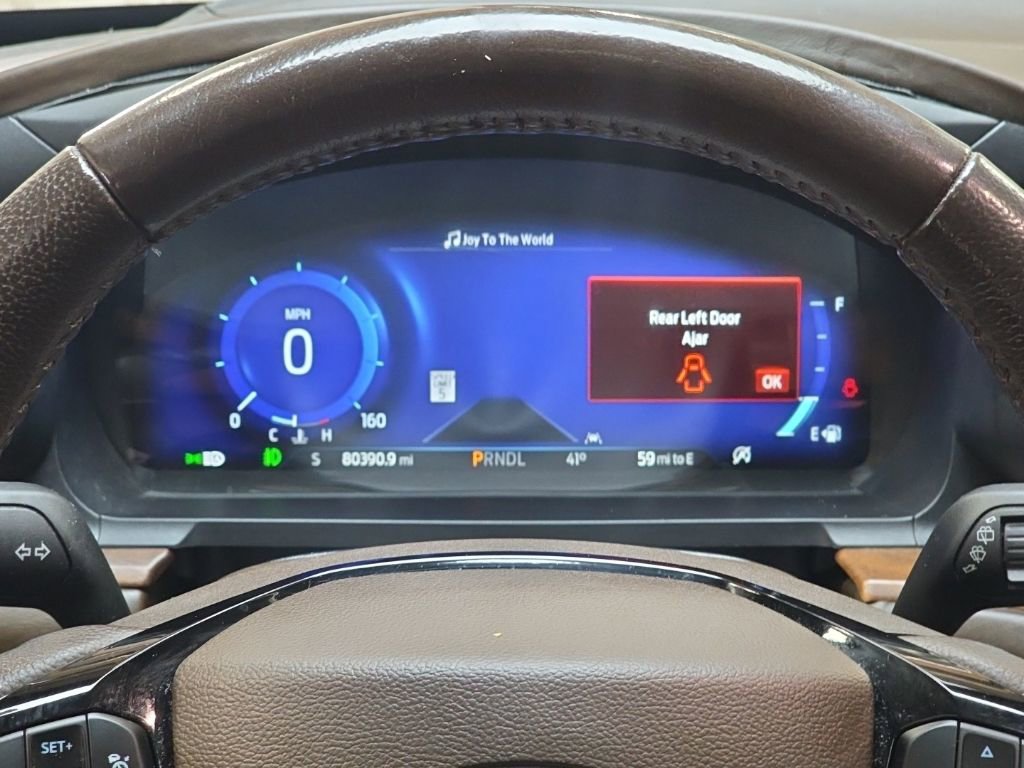 Used 2022 Ford Explorer King Ranch w/ Premium Technology Package image 23