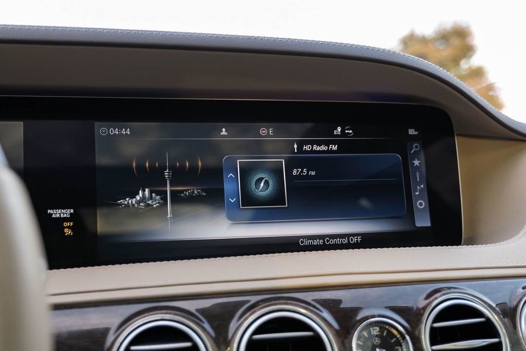 Used 2019 Mercedes-Benz S 560 4MATIC Sedan image 30