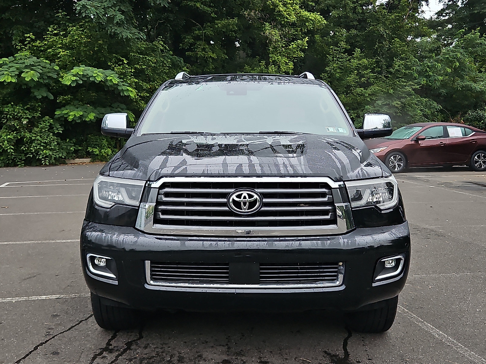 Used 2018 Toyota Sequoia Limited w/ Safety & Convenience Package AWD/4WD video 2