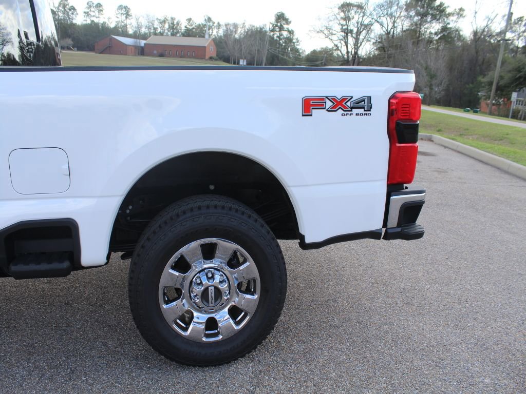 New 2026 Ford F250 Lariat w/ Lariat Ultimate Package image 21