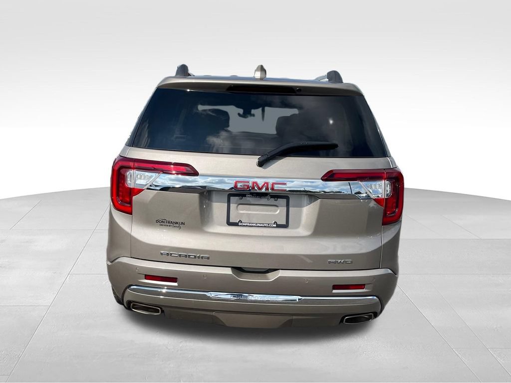 Used 2022 GMC Acadia Denali w/ Denali Ultimate Package AWD/4WD image 4
