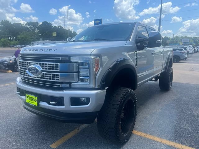 Used 2019 Ford F250 Platinum w/ Platinum Ultimate Package AWD/4WD image 8