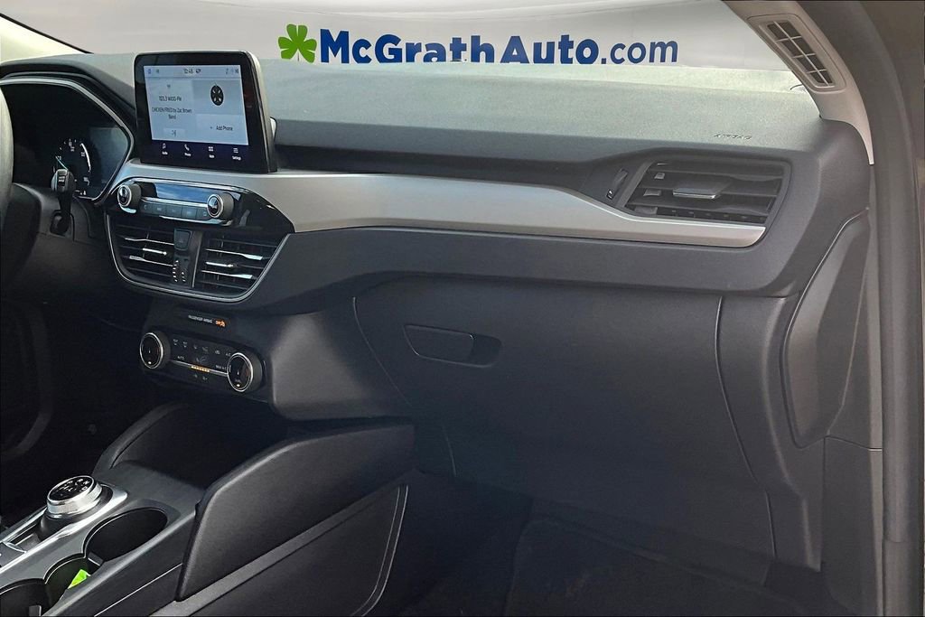 Used 2022 Ford Escape SE image 27