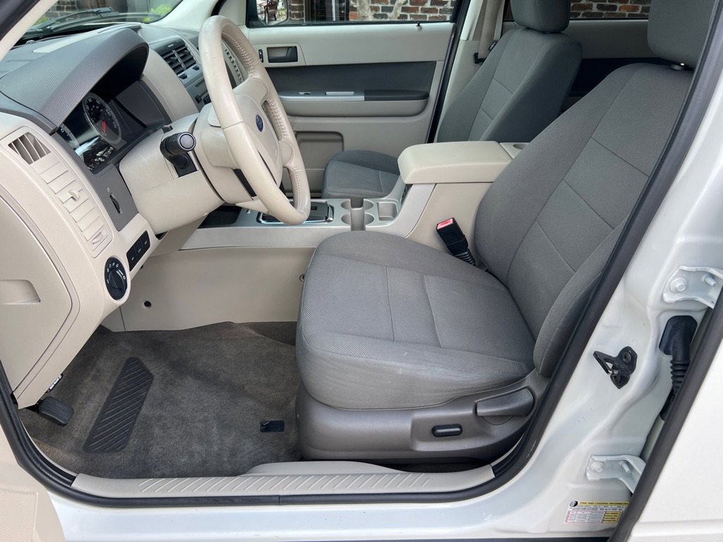 Used 2010 Ford Escape XLT FWD image 7