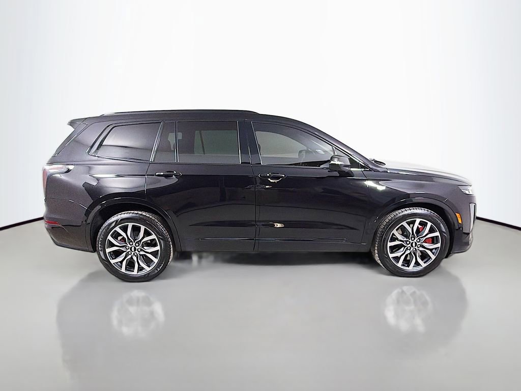 Certified 2023 Cadillac XT6 Sport w/ Technology Package AWD/4WD image 5