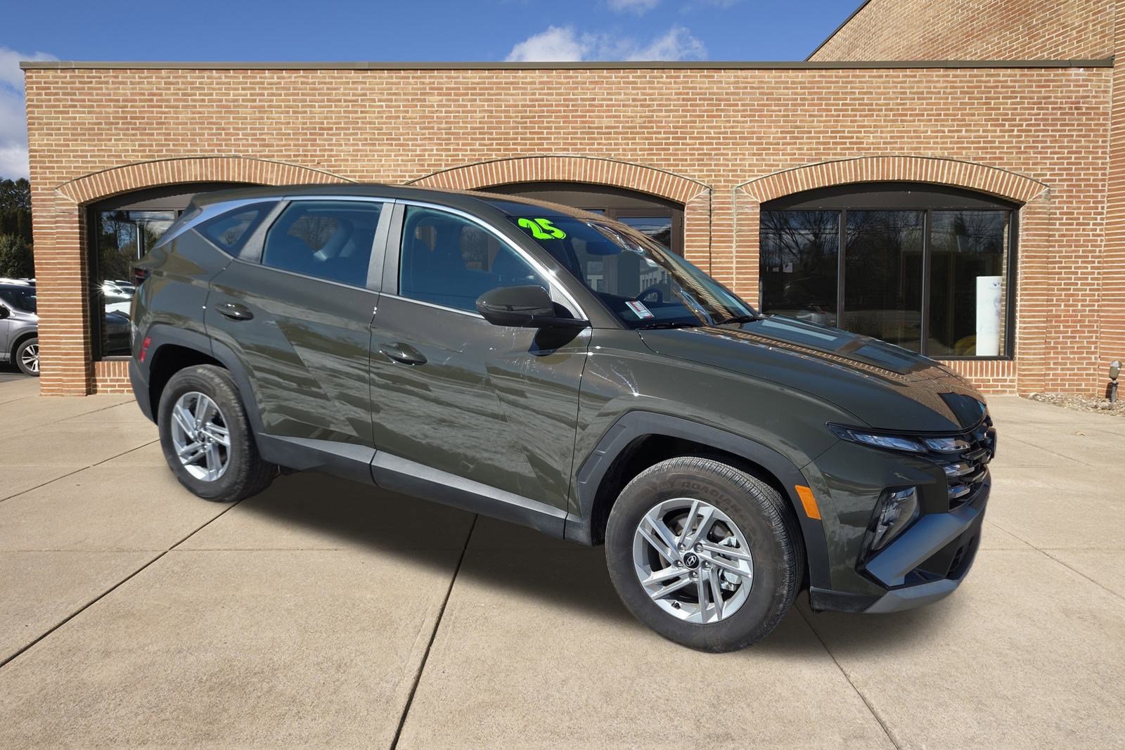 Certified 2025 Hyundai Tucson SE