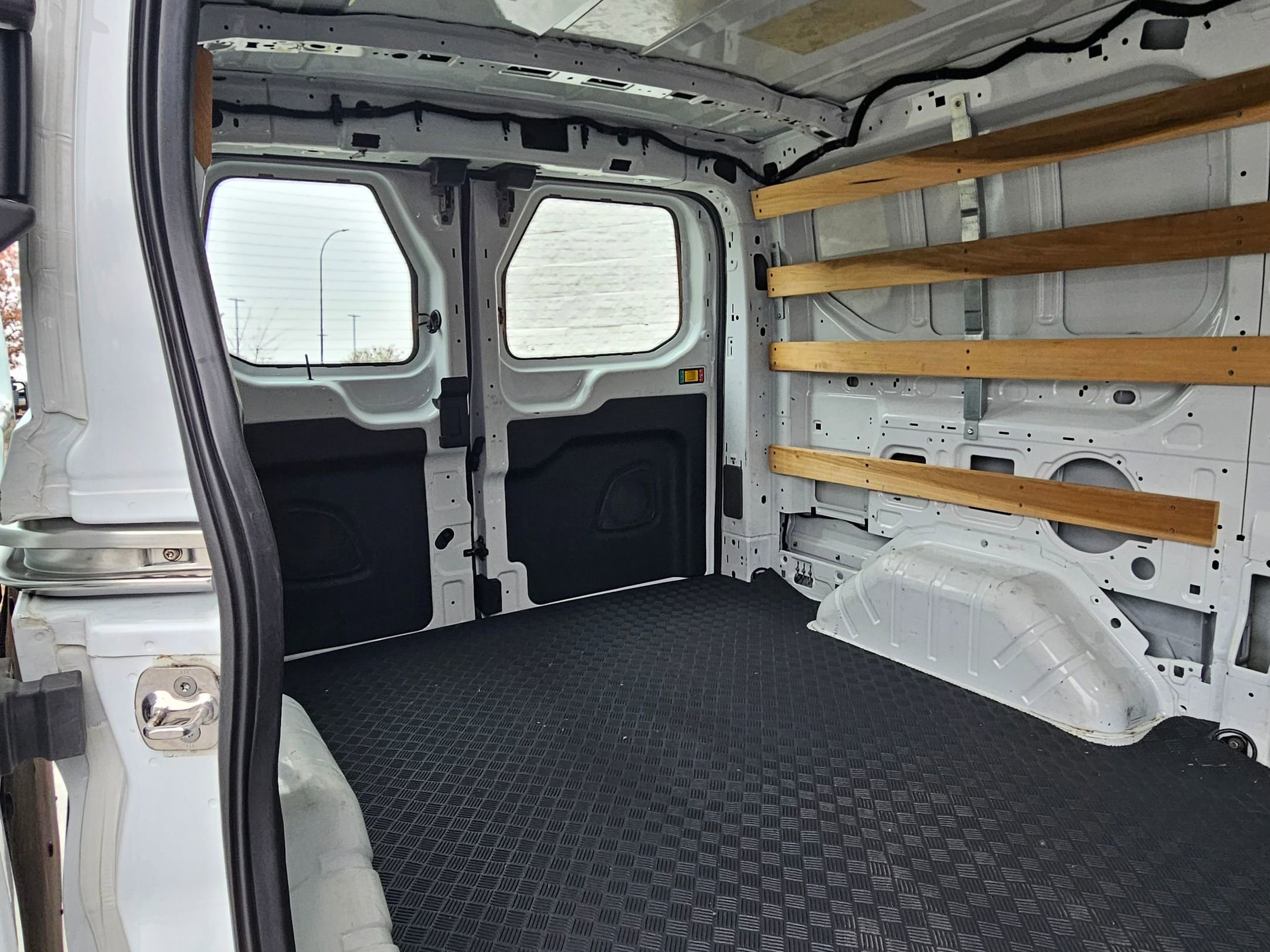 Used 2024 Ford Transit 250 Low Roof w/ Exterior Upgrade Package image 22