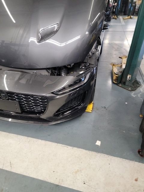 Used 2024 Jaguar F-TYPE Coupe AWD image 5