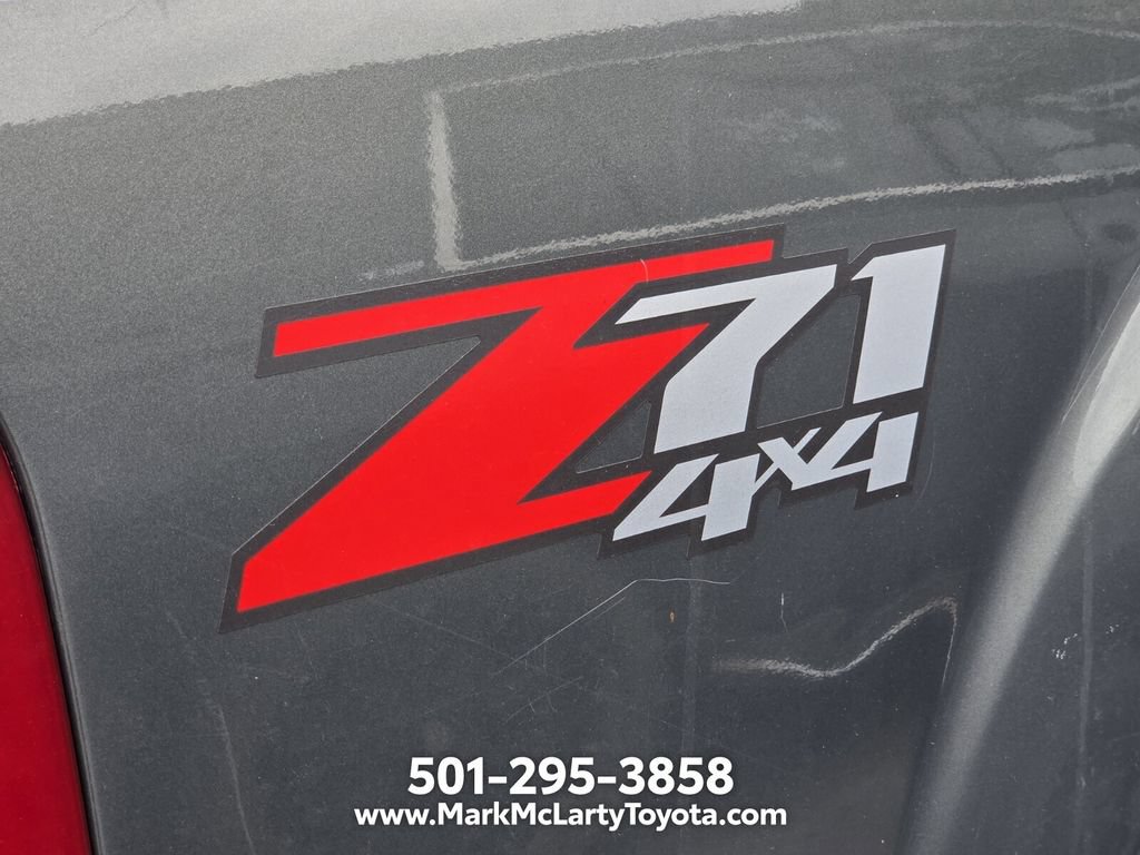 Used 2011 GMC Sierra 1500 SLT w/ Suspension Package, Off-Road AWD/4WD image 4