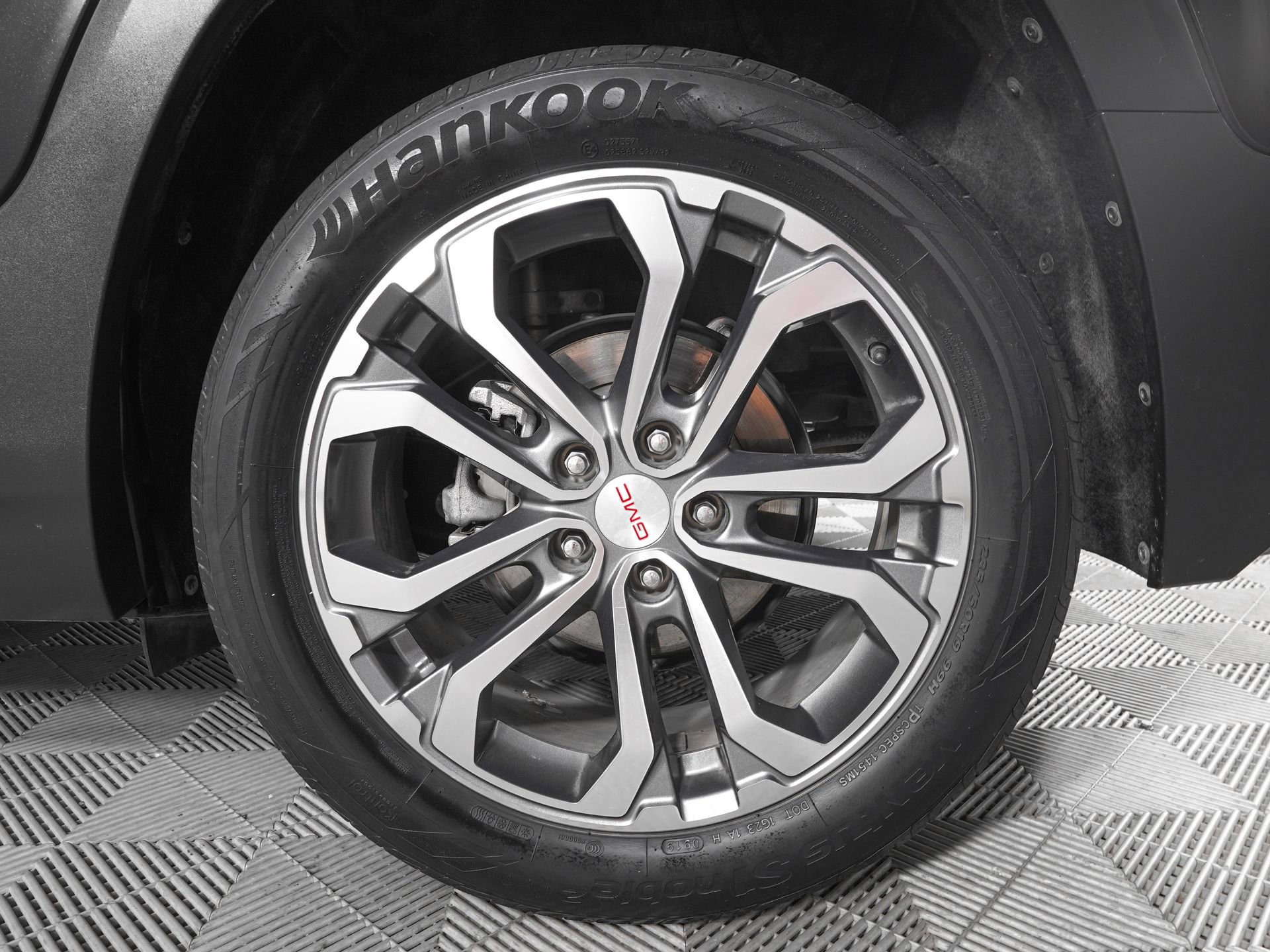 Used 2020 GMC Terrain SLT w/ Preferred Package FWD image 30