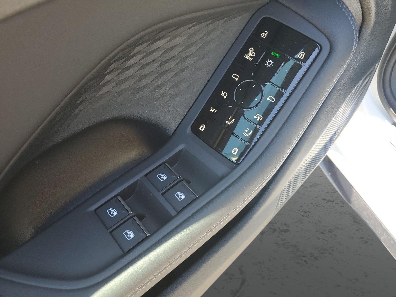 New 2026 Audi A6 Premium Plus AWD/4WD image 21