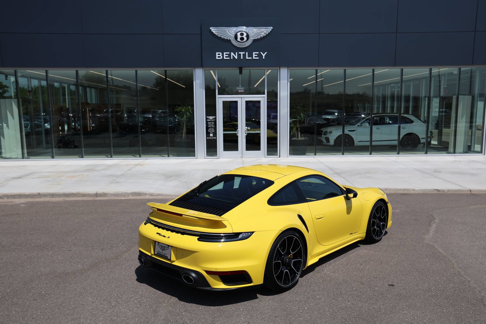 Used 2021 Porsche 911 Turbo S AWD/4WD image 3