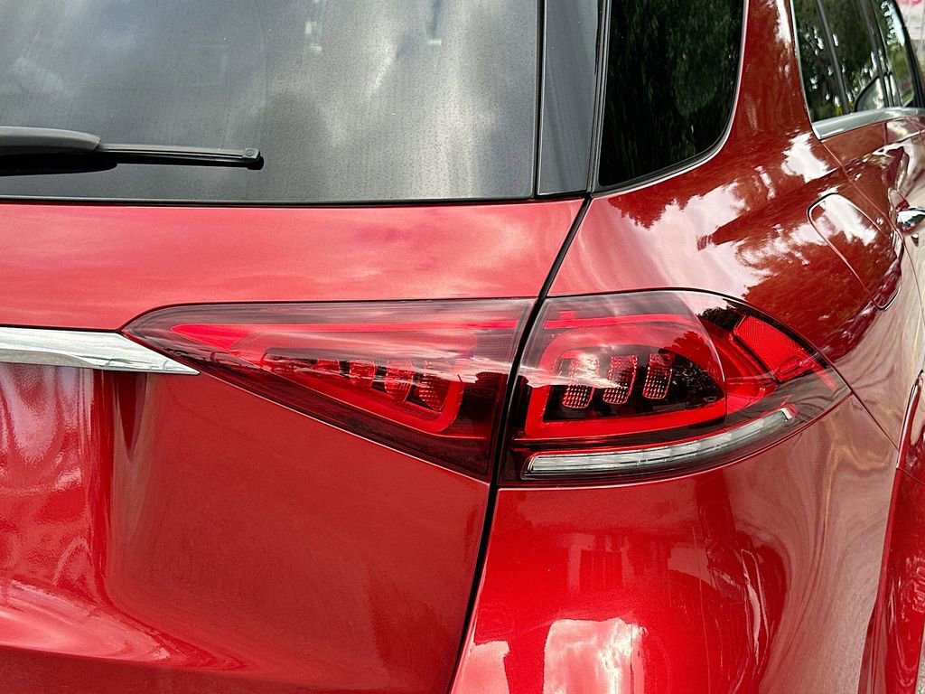 Used 2021 Mercedes-Benz GLE 350 w/ AMG Line Exterior image 33