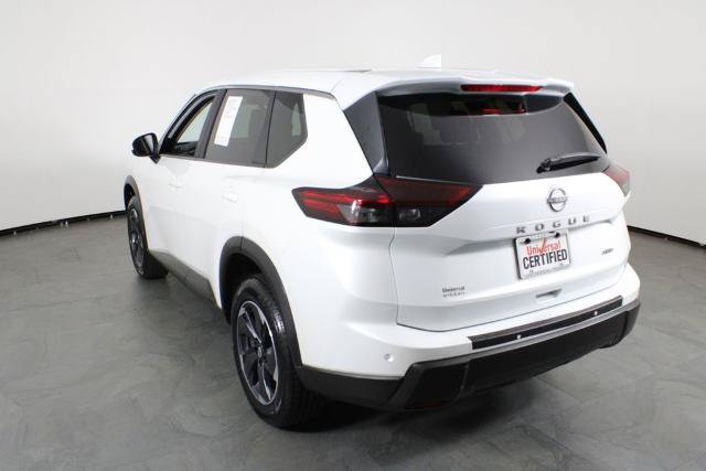 Certified 2025 Nissan Rogue SV AWD/4WD image 16