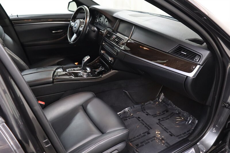 Used 2015 BMW 535i xDrive Sedan AWD/4WD image 21