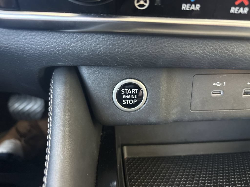 Used 2021 Nissan Rogue SL w/ Premium Package FWD image 17