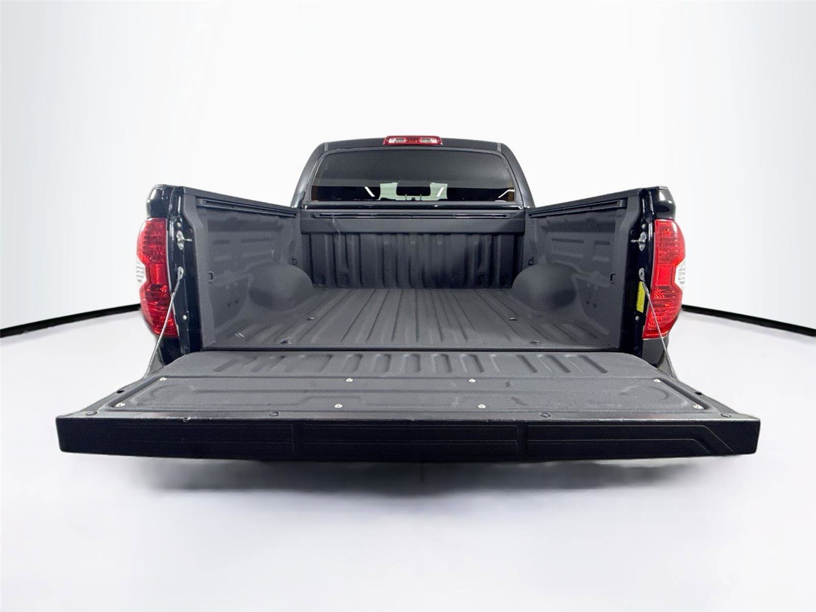 Used 2019 Toyota Tundra SR5 w/ TRD Sport Package image 43