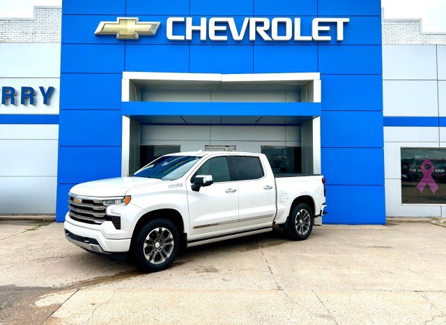 Used 2022 Chevrolet Silverado 1500 High Country w/ Technology Package
