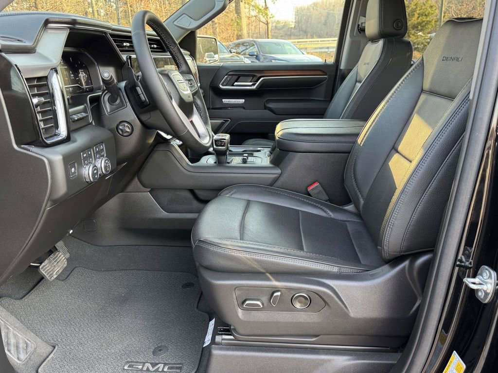 Used 2025 GMC Sierra 1500 Denali w/ Technology Package image 20