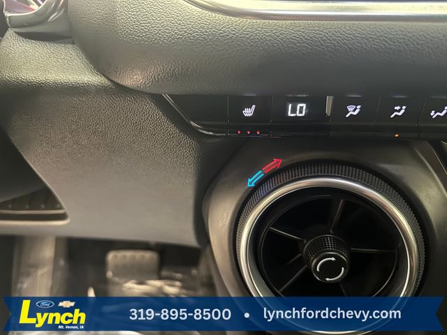 Used 2020 Chevrolet Blazer LT FWD image 13