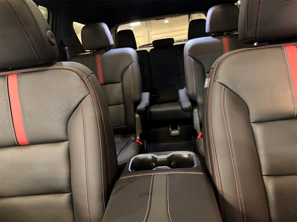 Certified 2025 Chevrolet Traverse RS w/ LPO, Floor Liner Package image 34