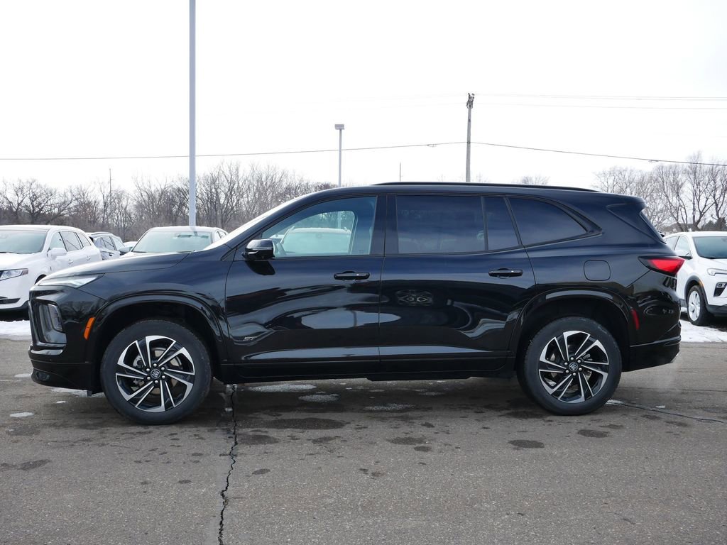 Used 2025 Buick Enclave Sport Touring image 4