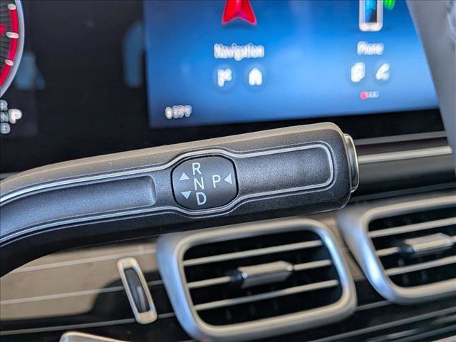 Used 2024 Mercedes-Benz Maybach GLS 600 4MATIC image 11