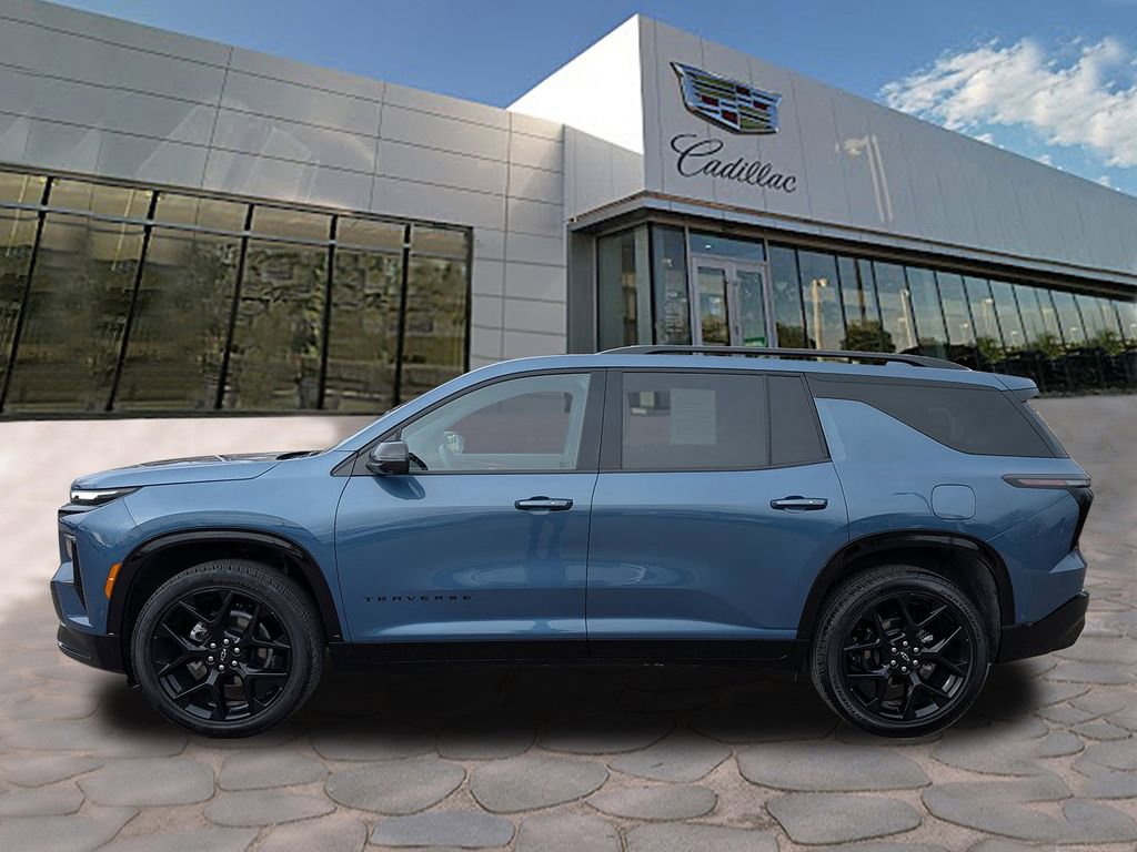 Used 2025 Chevrolet Traverse RS w/ LPO, Floor Liner Package image 3