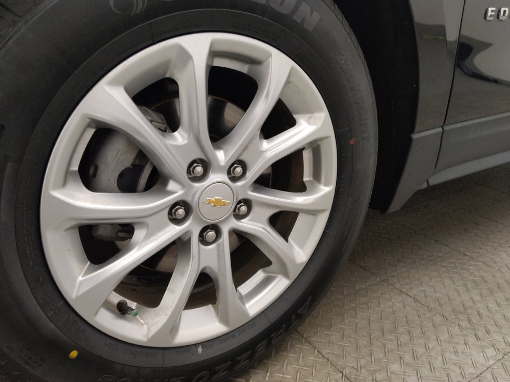 Used 2020 Chevrolet Equinox LS image 31