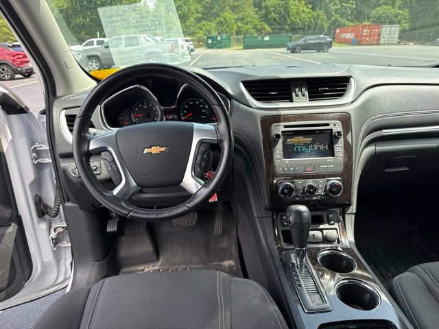 Used 2016 Chevrolet Traverse LT w/ Traveler's Package FWD image 15