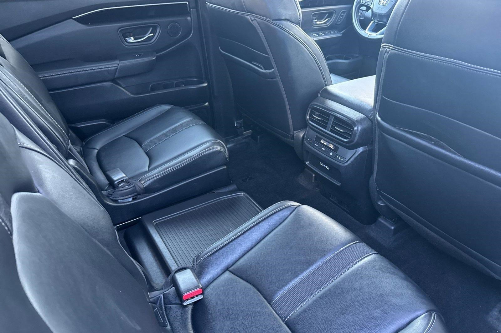 Used 2023 Honda Pilot EX-L image 30