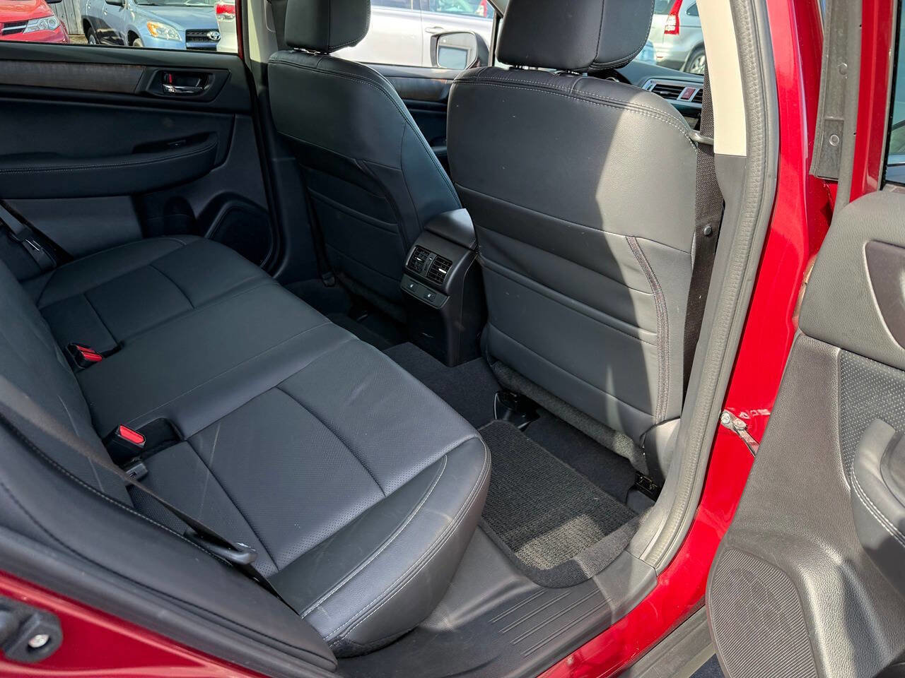 Used 2016 Subaru Outback 2.5i Limited image 38