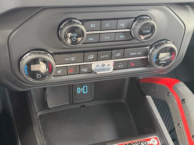 Used 2025 Ford Bronco Stroppe Edition AWD/4WD image 23
