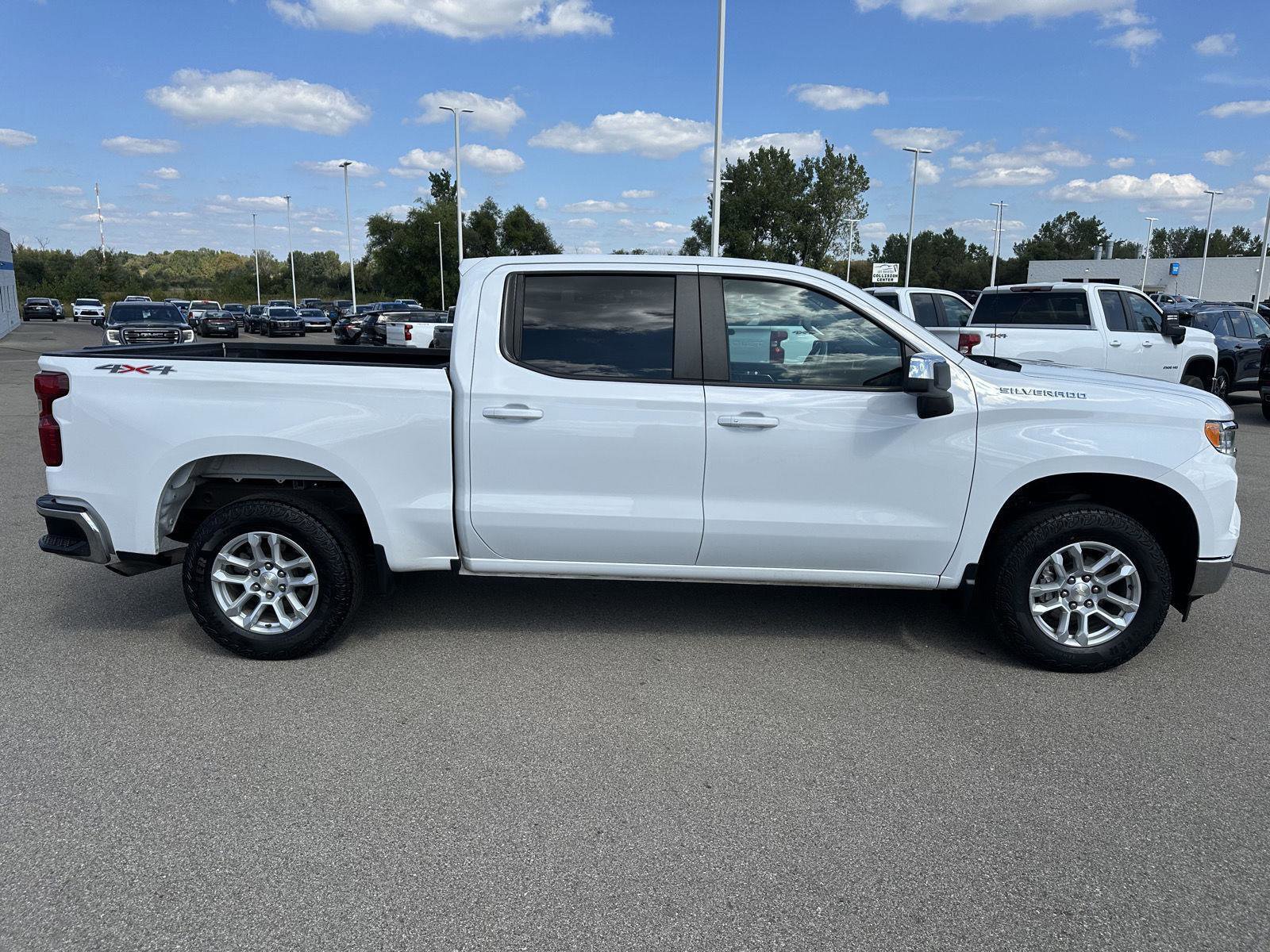 Used 2022 Chevrolet Silverado 1500 LT image 8