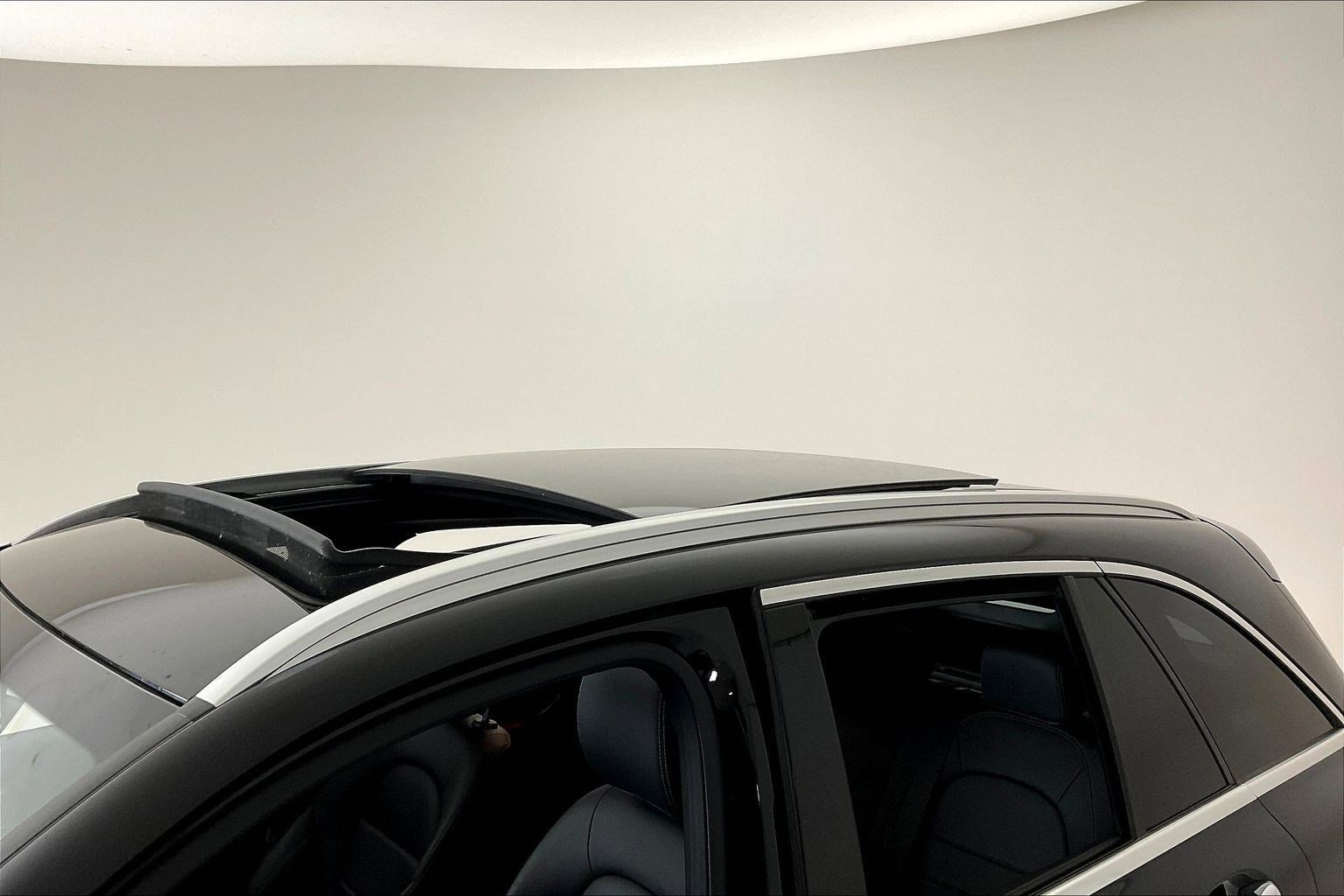 Certified 2021 Mercedes-Benz GLC 300 4MATIC image 40