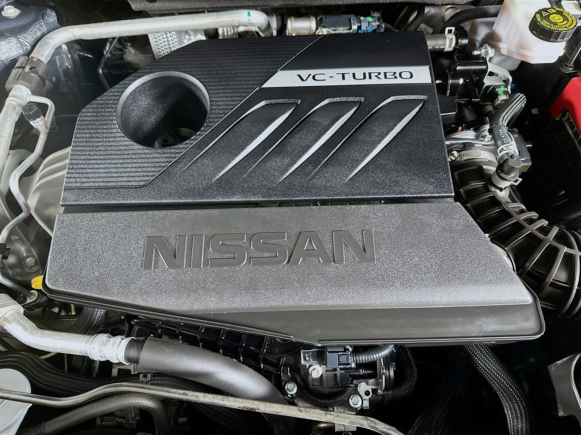 Used 2025 Nissan Rogue SV image 34