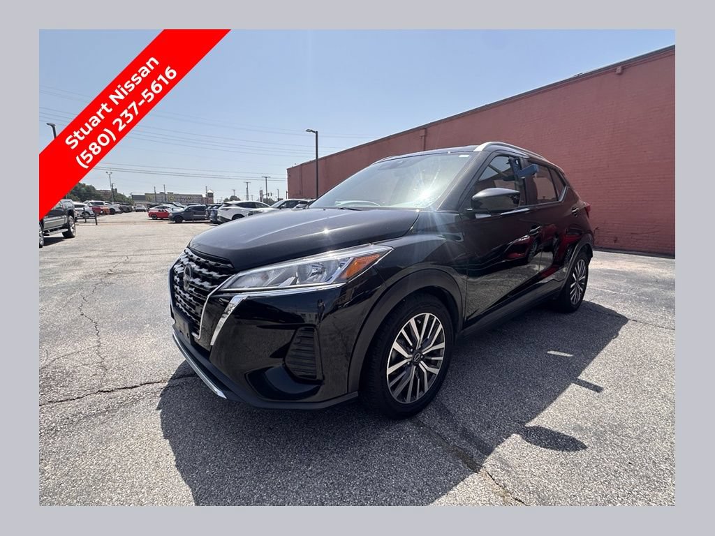 Used 2022 Nissan Kicks SV