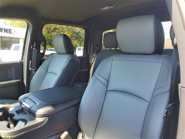 New 2026 RAM 3500 Tradesman w/ Chrome Appearance Group image 14