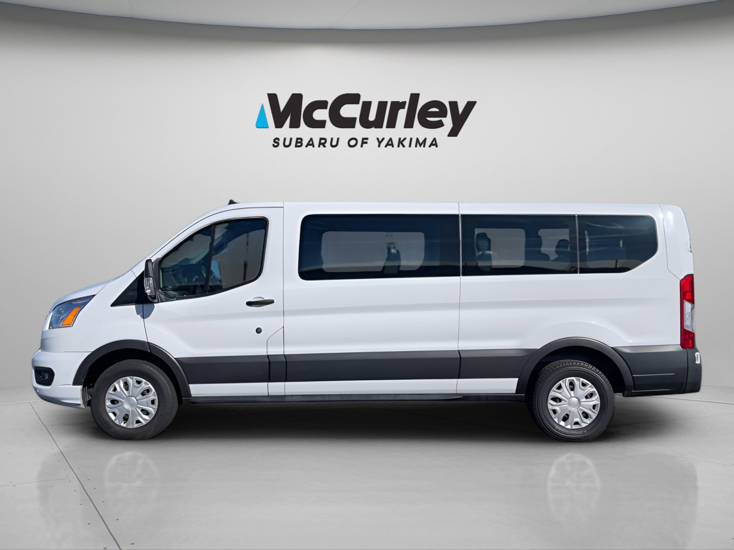 Used 2021 Ford Transit 350 XLT image 2