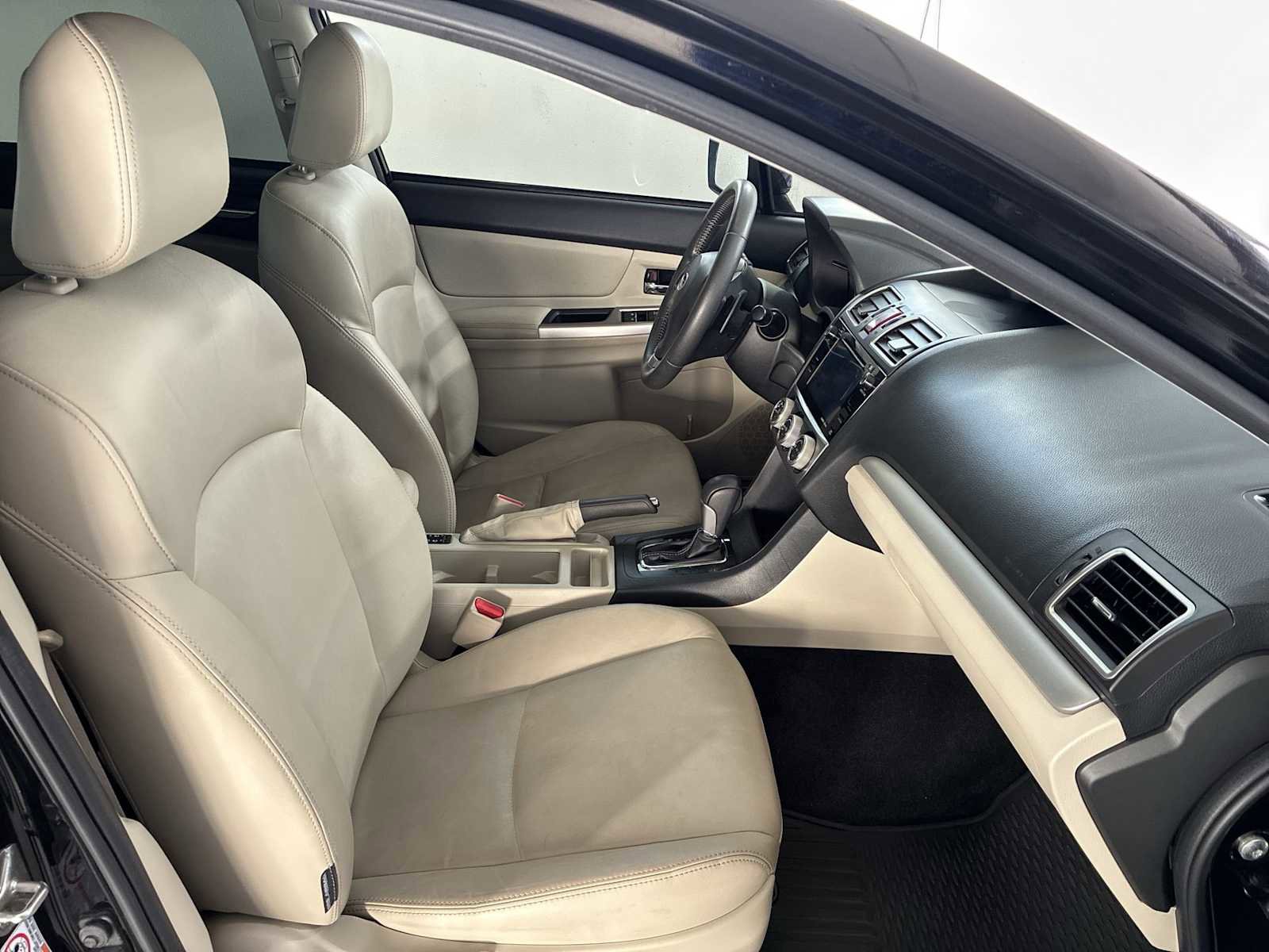 Used 2015 Subaru Crosstrek 2.0i Limited image 25