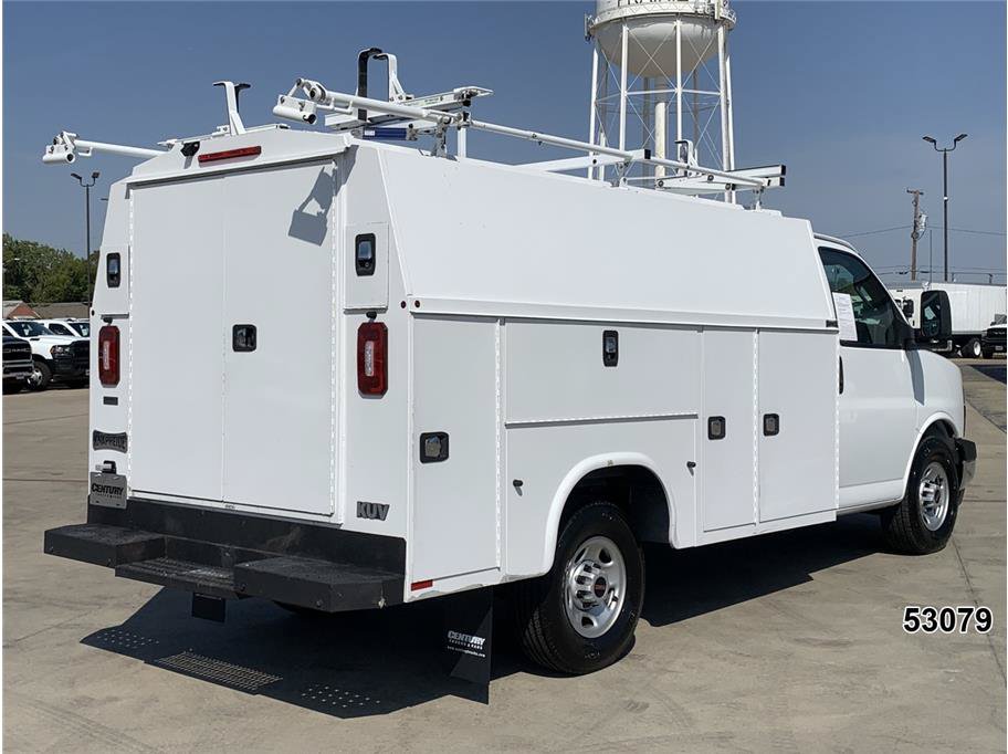 Used 2019 GMC Savana 3500 w/ Power Convenience Package RWD image 2