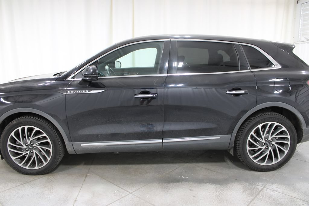 Used 2019 Lincoln Nautilus Reserve w/ Cargo Utility Package AWD/4WD image 6