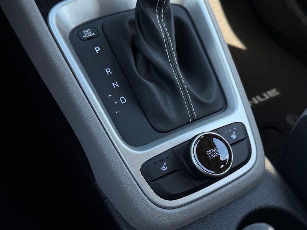 New 2026 Hyundai Venue SEL FWD image 23