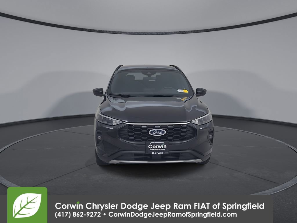 Used 2025 Ford Escape ST-Line Select image 5