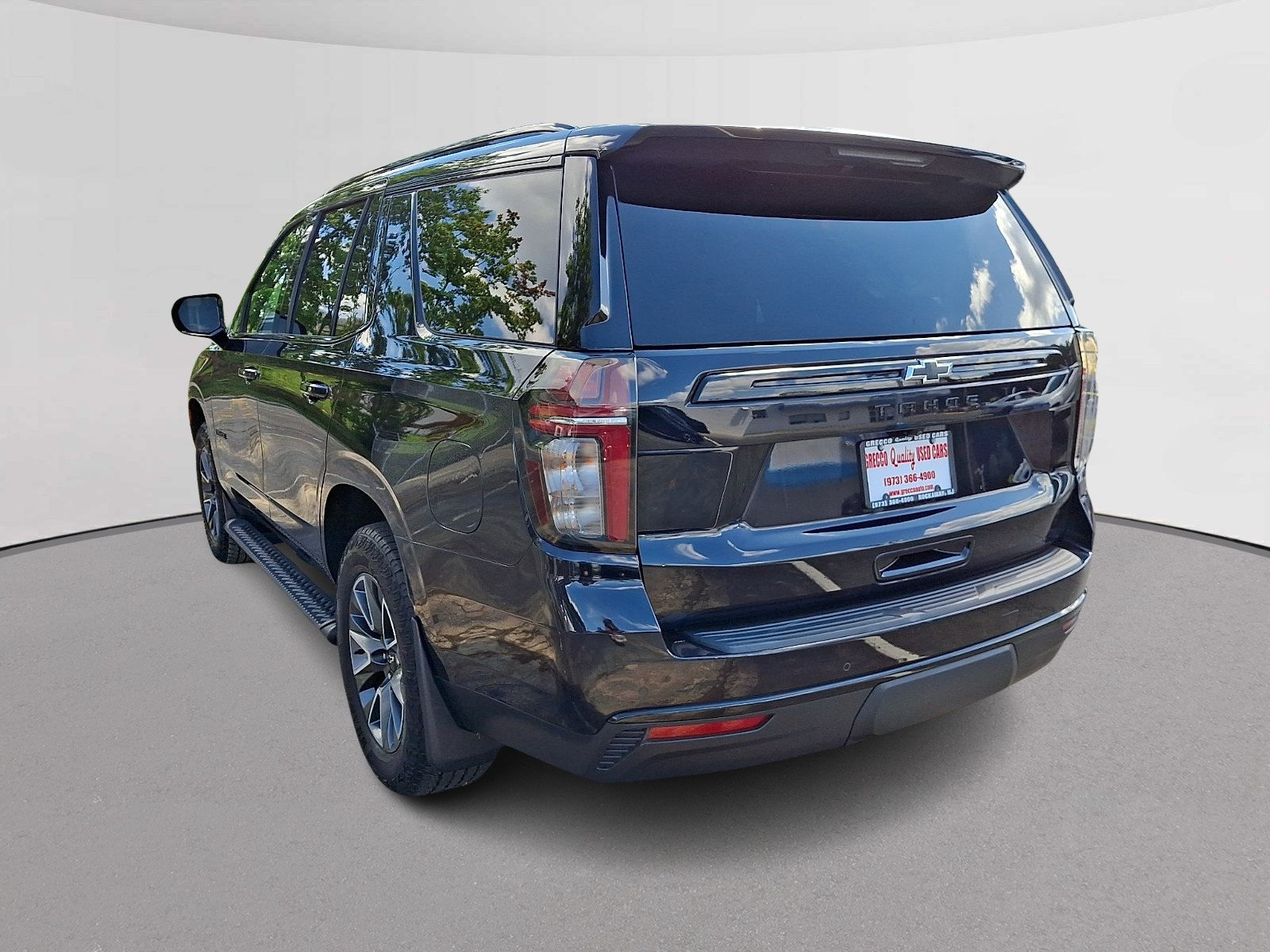 Used 2023 Chevrolet Tahoe Z71 AWD/4WD image 8