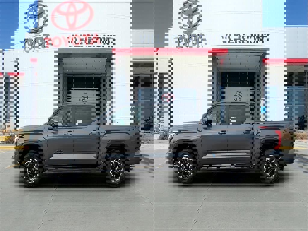 New 2026 Toyota Tundra SR5 image 2