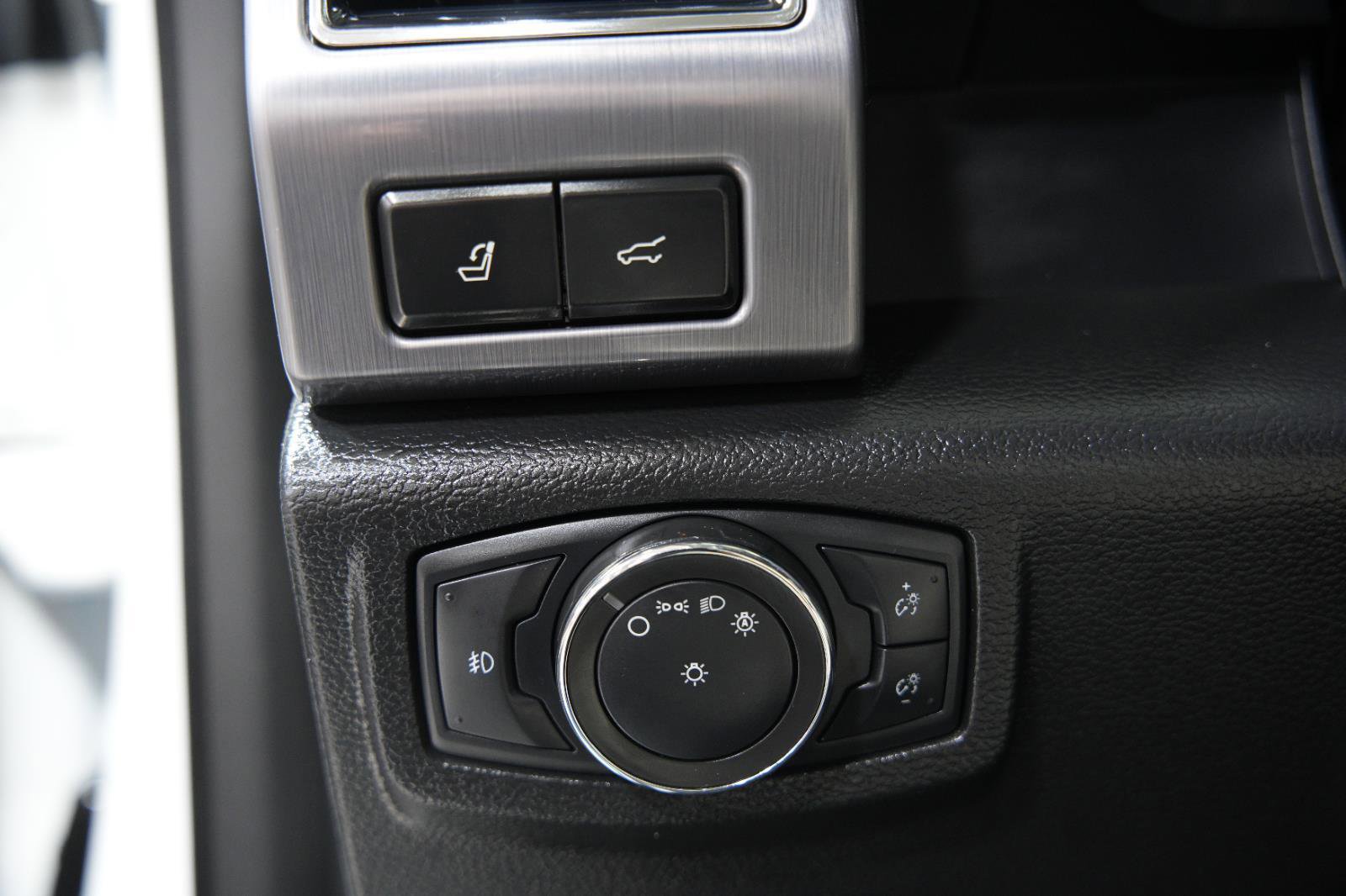 Used 2021 Ford Expedition Platinum image 31